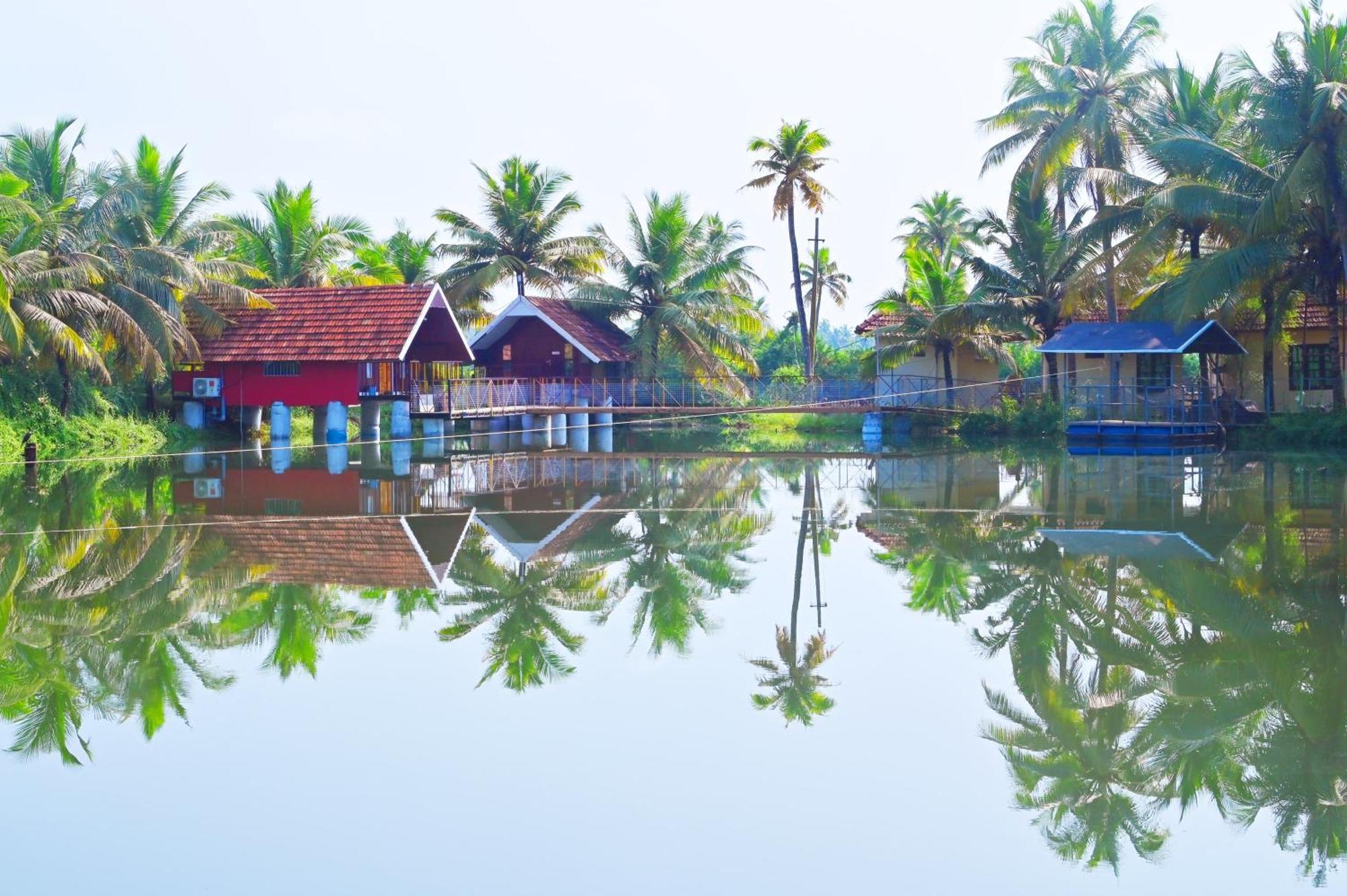 Munroe Island Lake Resort Mundrothuruth Ngoại thất bức ảnh